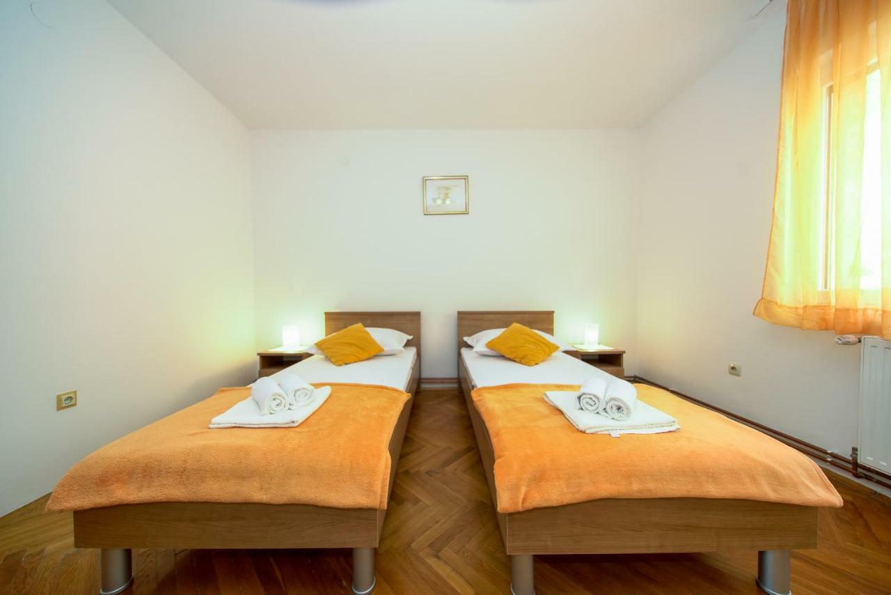 Apartments L&L Dugi Rat Dış mekan fotoğraf