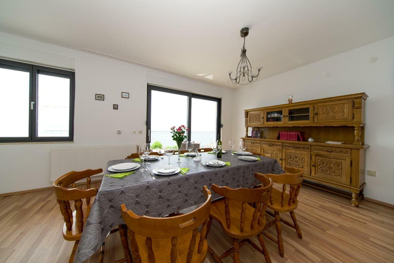 Apartments L&L Dugi Rat Dış mekan fotoğraf