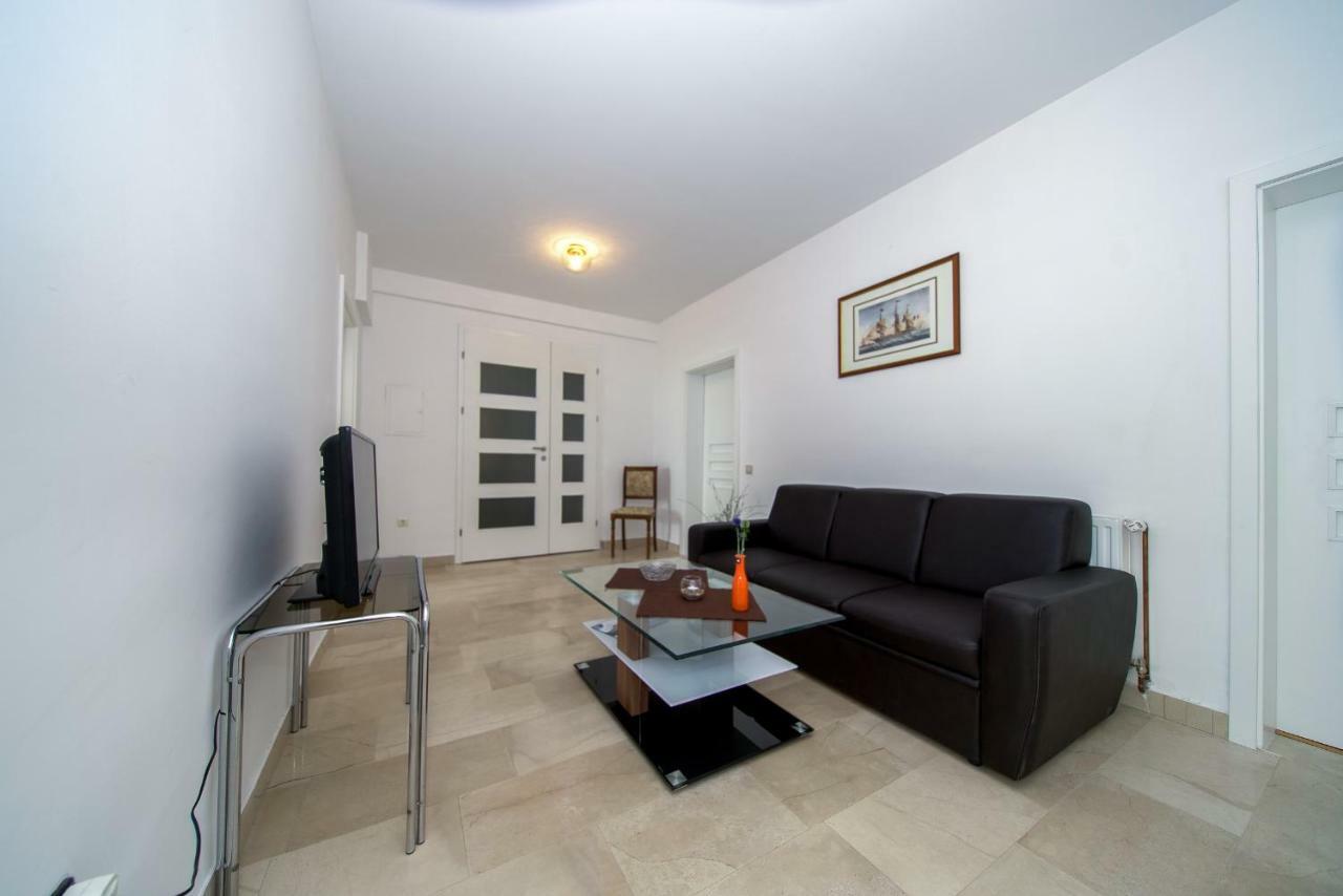 Apartments L&L Dugi Rat Dış mekan fotoğraf