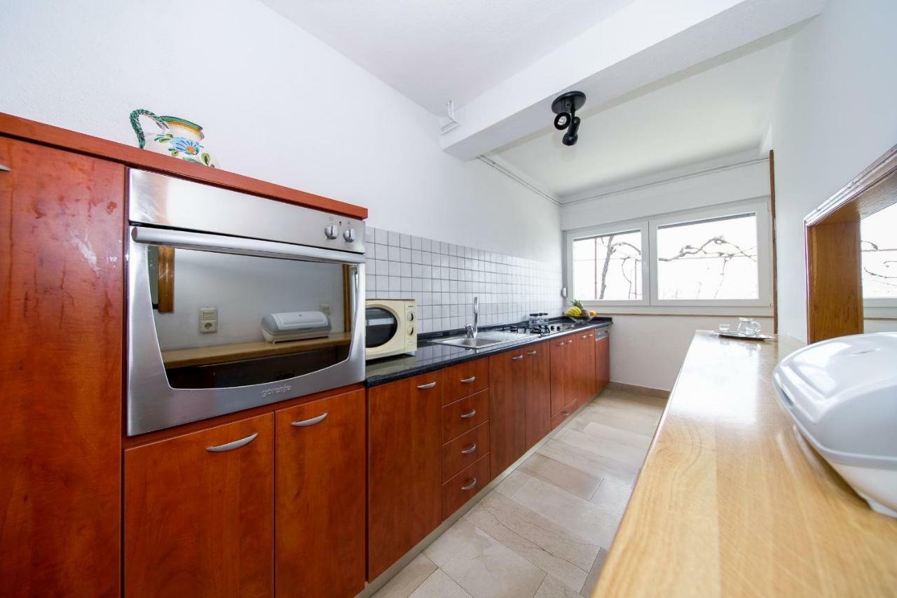 Apartments L&L Dugi Rat Dış mekan fotoğraf